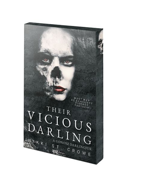 nikkistcroweeldekorosjo3_002.jpg Nikki St. Crowe: Their Vicious Darling - A Gonosz Darlingjuk - Éldekorált - Image 1