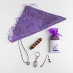 A tihanyi apát titkos kertje - karácsonyi ajándékcsomag (3db véletlenszerű tihanyi ajándékkal, karácsonyi díszdobozban) - Image 2